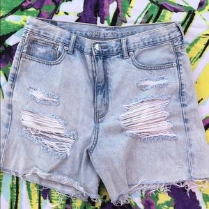 NWOT American Eagle High-Waisted Shorts